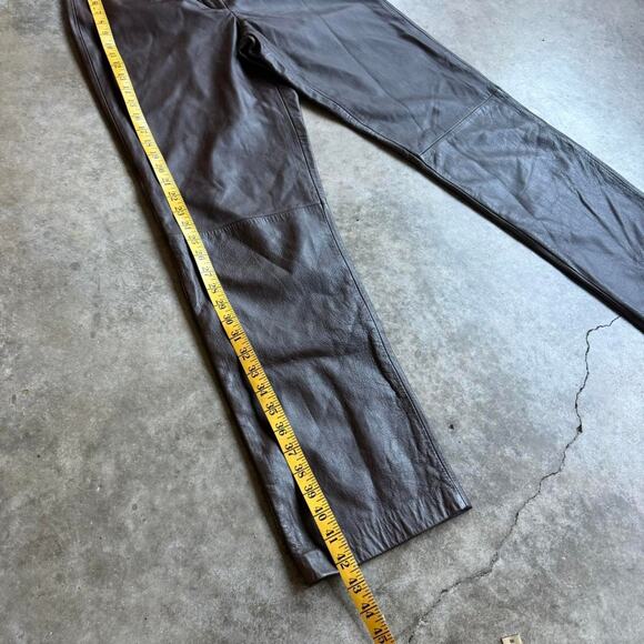 Vintage Brown Leather Pants Women’s Size 8 |  Straight Leg 90s Leather Trousers - Picture 7 of 7